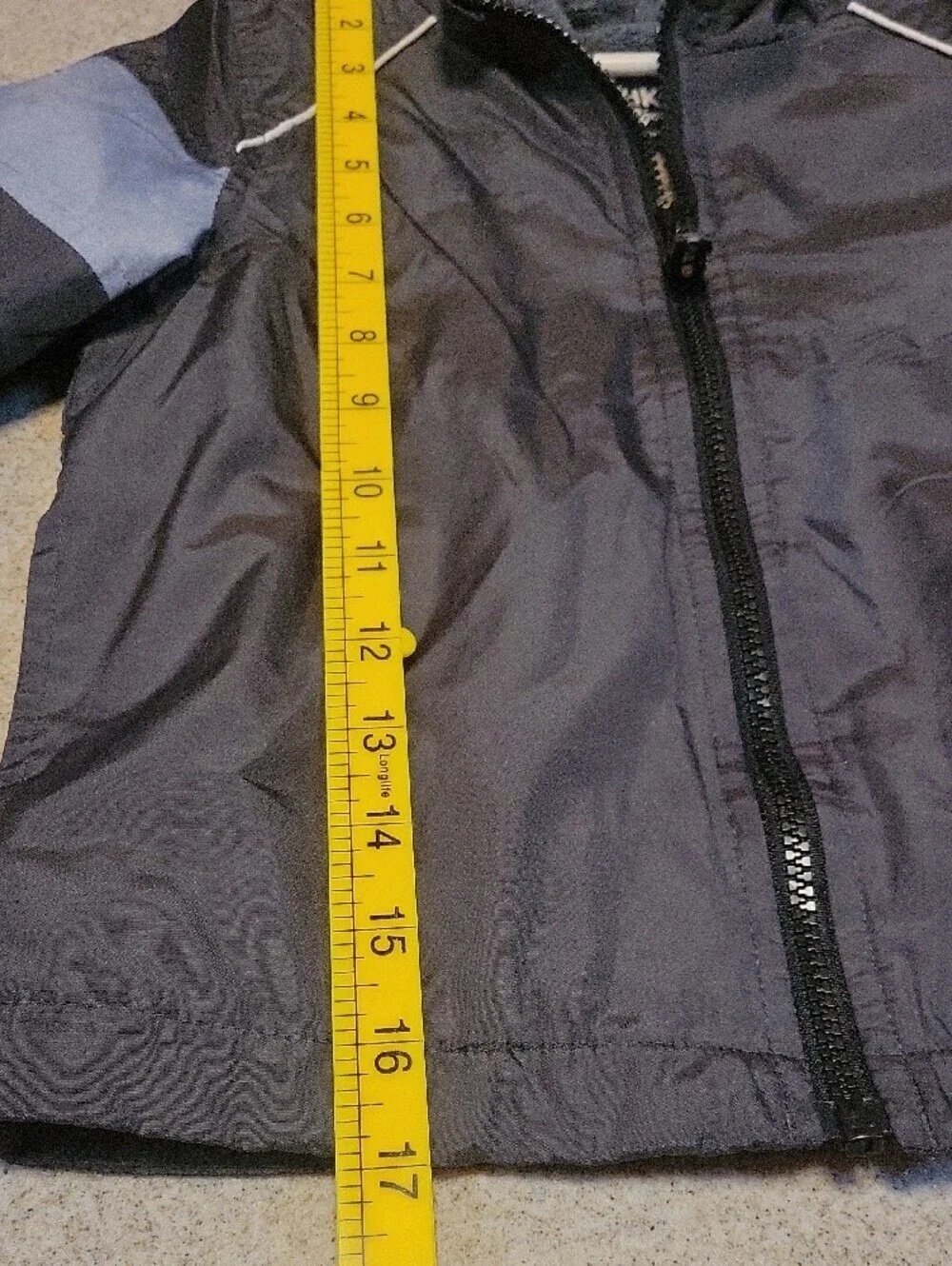 OshKosh B'gosh Black and Gray Kids Hooded Lined Rain Jacket Windbreaker Size 4T